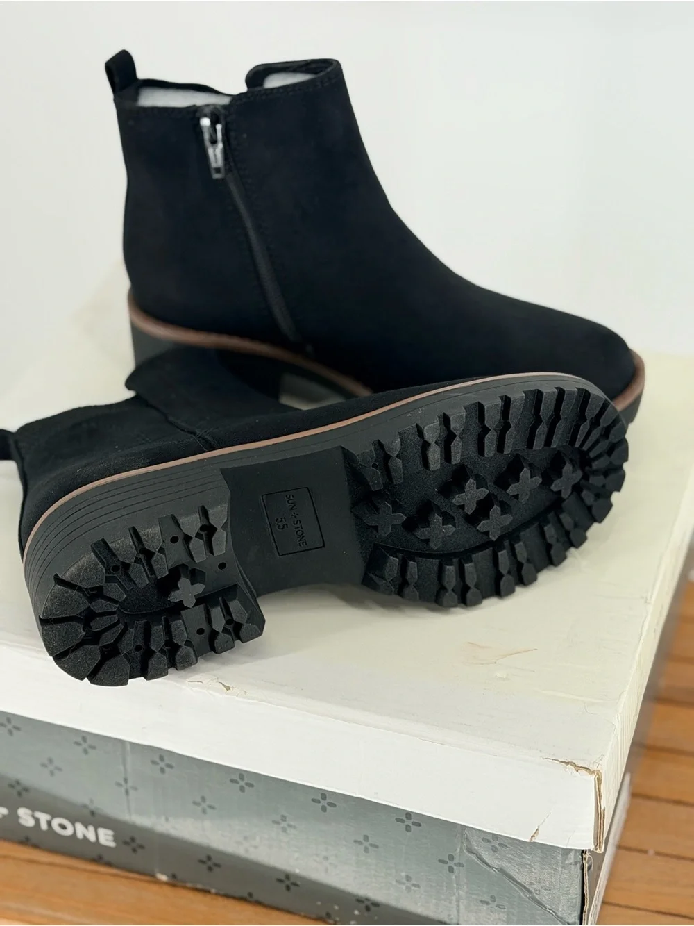New Sun + Stone Black Chelsea Bootie with Lug Sole size 5.5 M